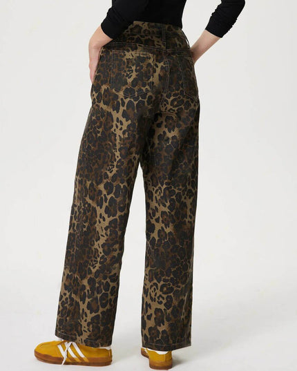 Leopard Straight Jeans with Pockets - Plush Fashion Shop #