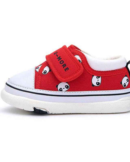 Non-slip wear-resistant toddler shoes with panda design and durable rubber outsole.