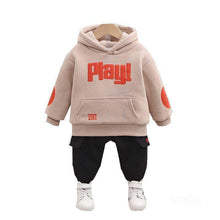  Boys two-piece hooded long-sleeved sweaterStay warm and stylish with our boys two-piece hooded long-sleeved sweater! Suitable for infants and children ages 1-3, it is ideal for winter and autumn. The shearinbaby sweat suitPlush Fashions ShopPlush Fashion ShopBoys