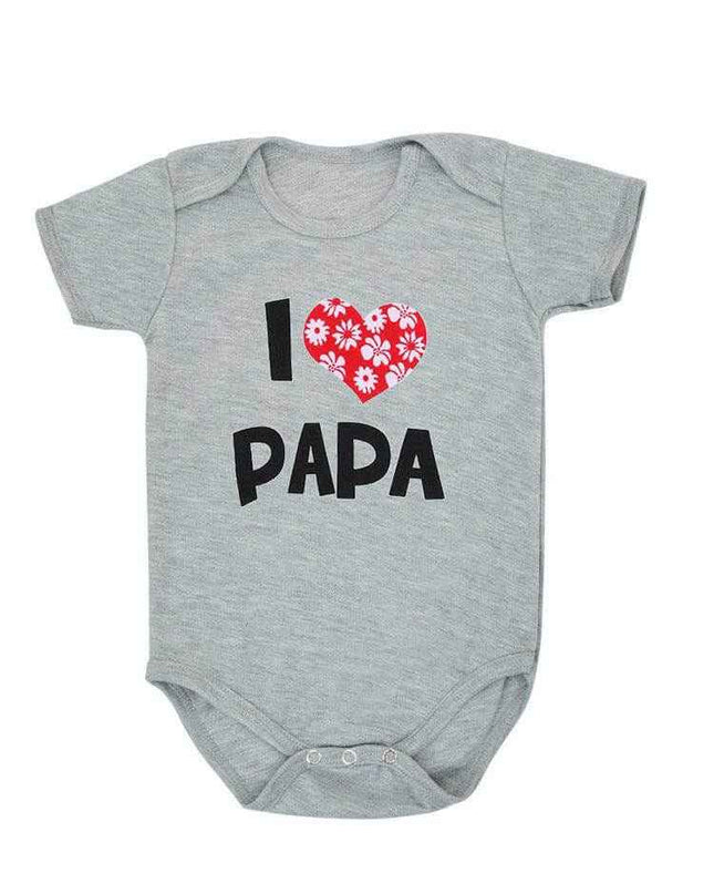 Funny Super Mama Papa printed baby romper, gray color, short sleeves, I Love Papa print, soft cotton fabric, double-breasted closure.