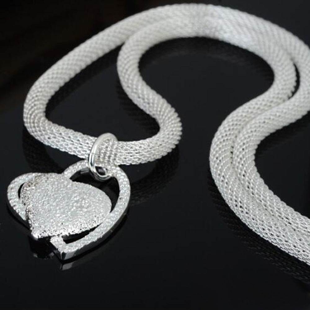 Fine Jewelry Silver Net Style Heart Necklace