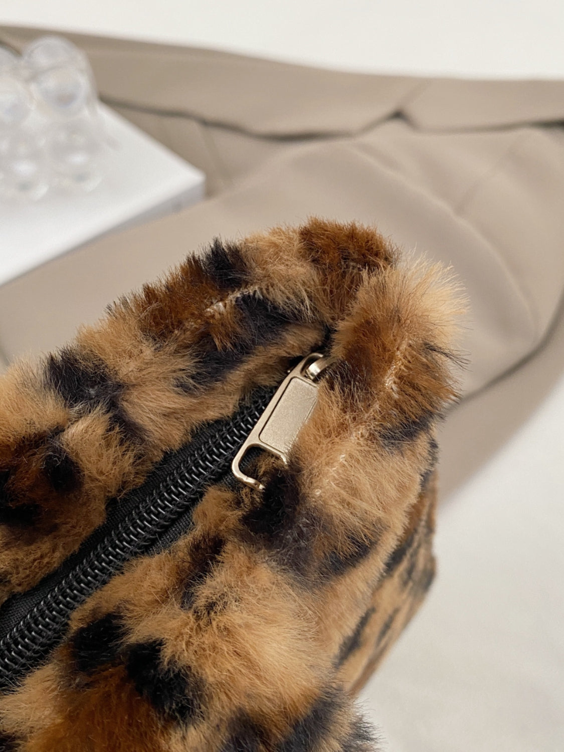 Leopard Fluff Handbag With Zip - Plush Fashion Shop #