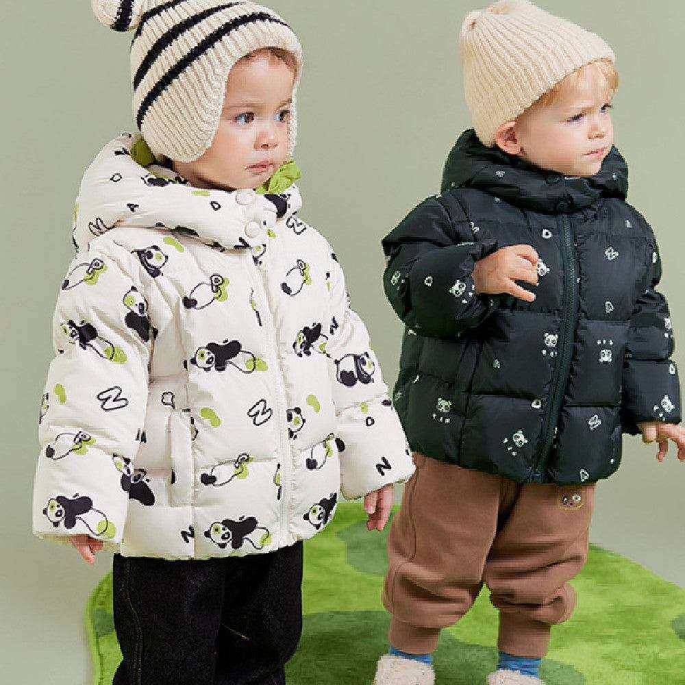 Children's Down Boys And Girls Three-proof A Tall Hat Collar WindproofStay Warm and Stylish with Our Winter Children's Down Jacket!
Our Winter Children's Down Jacket is the perfect combination of style and functionality. Designed to keChildren thermal coatsPlush Fashions ShopPlush Fashion Shop