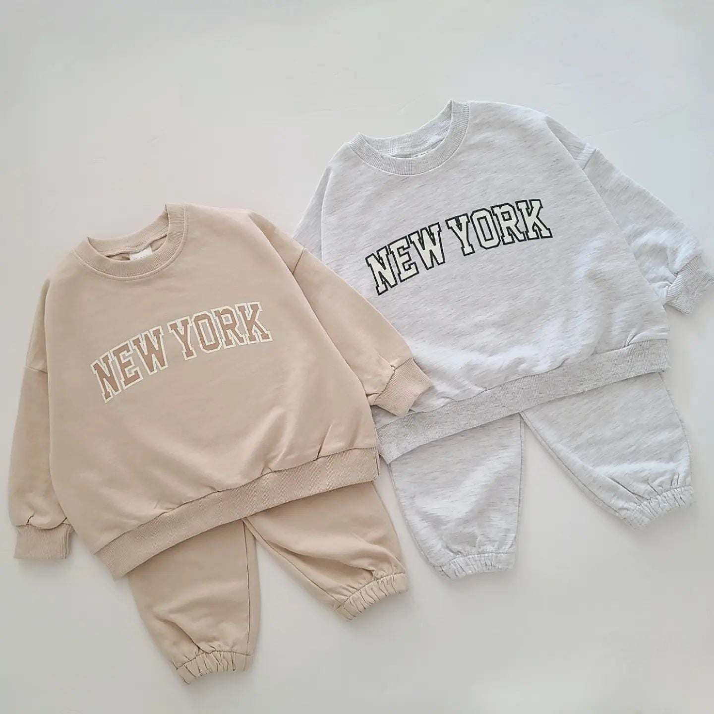 Boys And Girls Sweatshirt Set Trendy Letter PrintGet Your Little Ones Looking Trendy and Feeling Comfortable!
Introducing our Boys and Girls Sweatshirt Set, the perfect outfit for your stylish kids. Made with high-Infant setPlush Fashions ShopPlush Fashion Shop