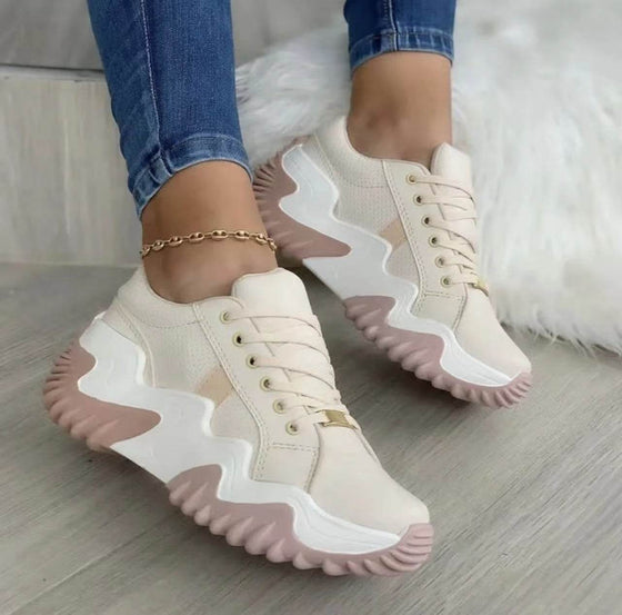 women's lace-up sports sneakers with patent leather and sponge cake heel in beige and pink