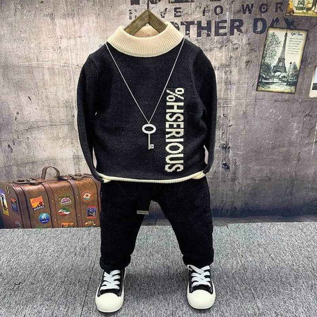 Boys fleece and cotton sweater jeans suit, combining warmth and fashion for kids.