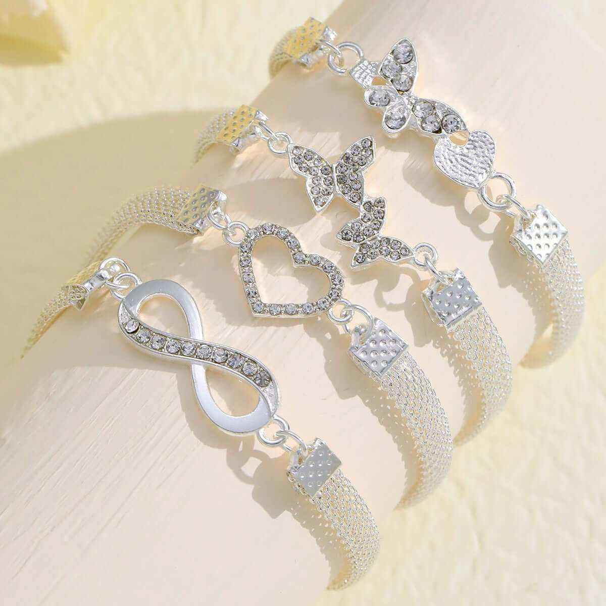 Infinite Diamond 8-word anklet with alloy and Zodiac design.