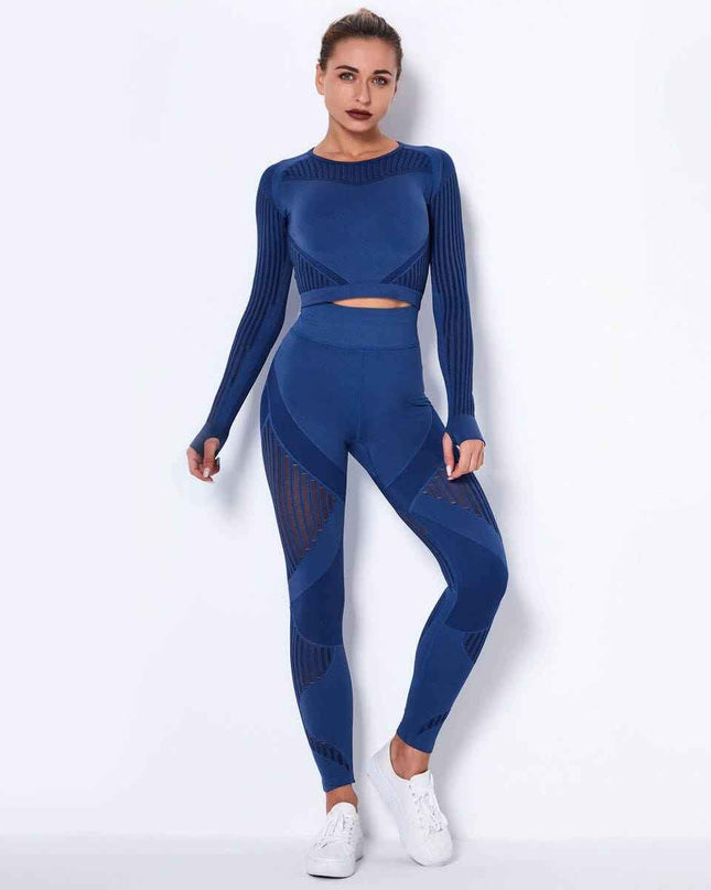 Seamless knitted absorbent yoga long-sleeved suit in blue featuring stripe pattern and sleek fit.