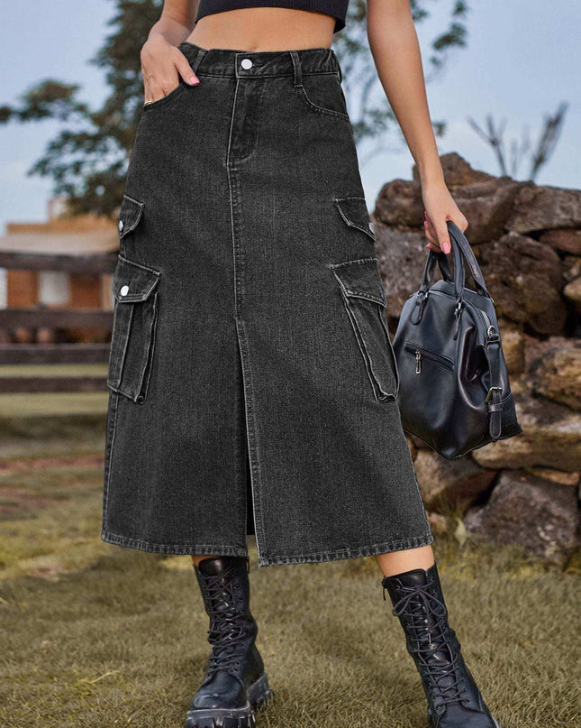 Women's denim cargo casual skirt with pockets, perfect for street style fashion.