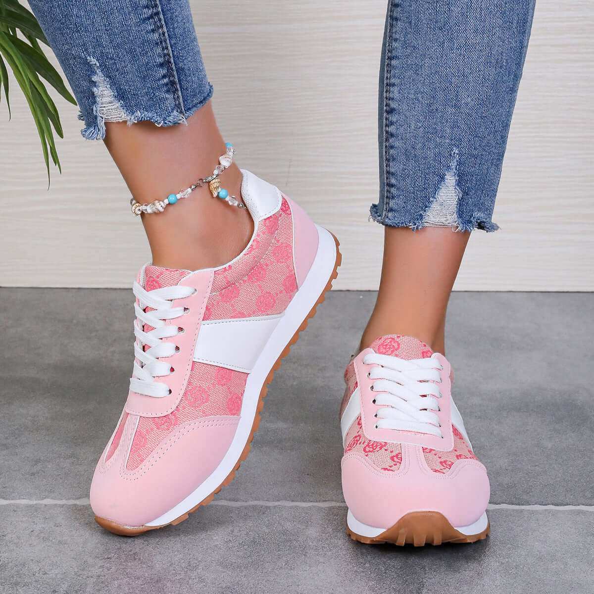 Contrast Round Toe Flat Sneakers - Plush Fashion Shop #