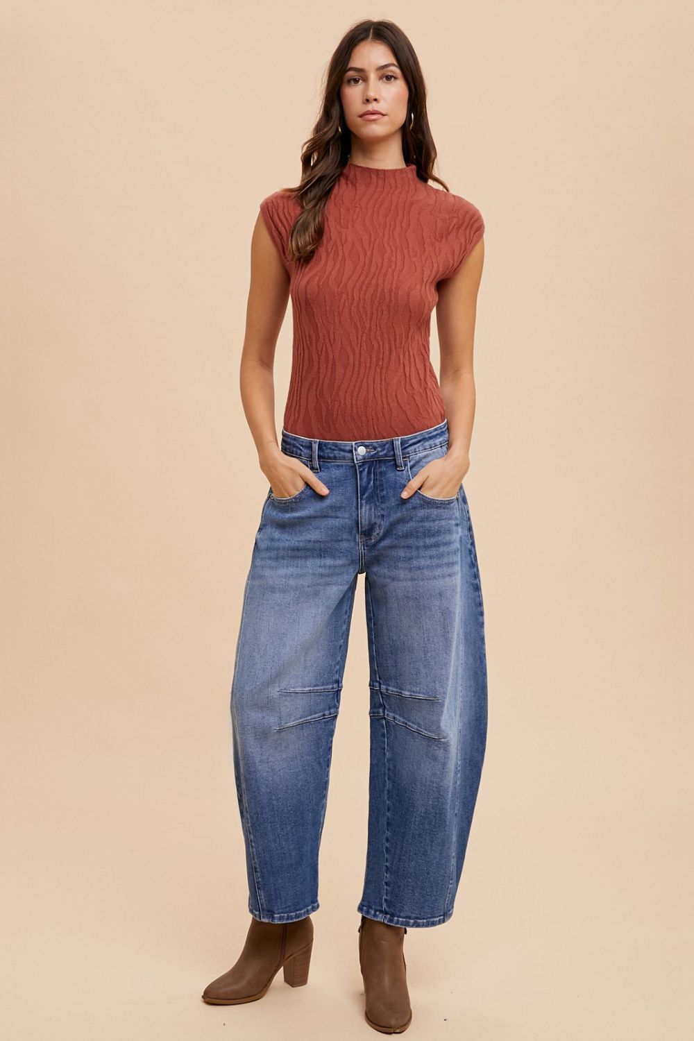 Annie Wear Mid Rise Barrel Leg Jeans with Pockets - Plush Fashion Shop #